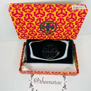 SOLD Authentic Tory Burch Patent Leather Continental Wallet Black